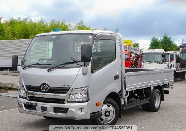 toyota dyna-truck 2017 REALMOTOR_N2020060545HD-18 image 1