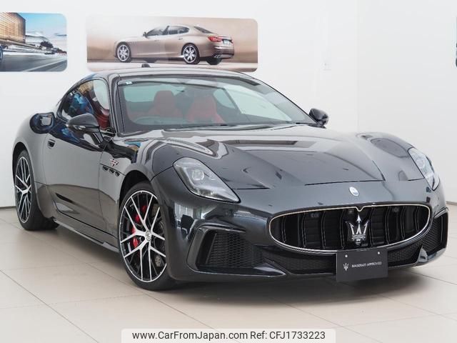 maserati granturismo 2024 CFJ1733223 image 2
