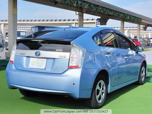 toyota prius-phv 2013 quick_quick_DLA-ZVW35_ZVW35-3041430 image 2
