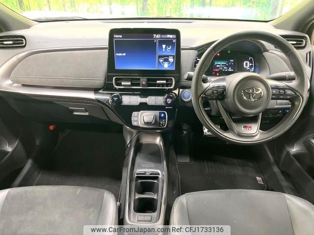 toyota aqua 2023 CFJ1733136 image 2