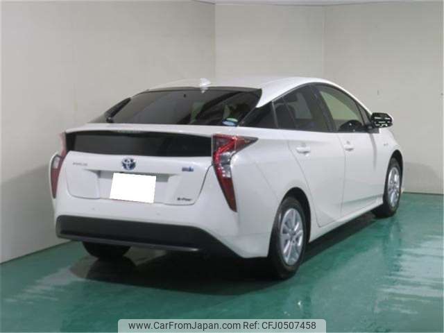 toyota prius 2018 -TOYOTA--Prius DAA-ZVW55--ZVW55-8059997---TOYOTA--Prius DAA-ZVW55--ZVW55-8059997- image 2