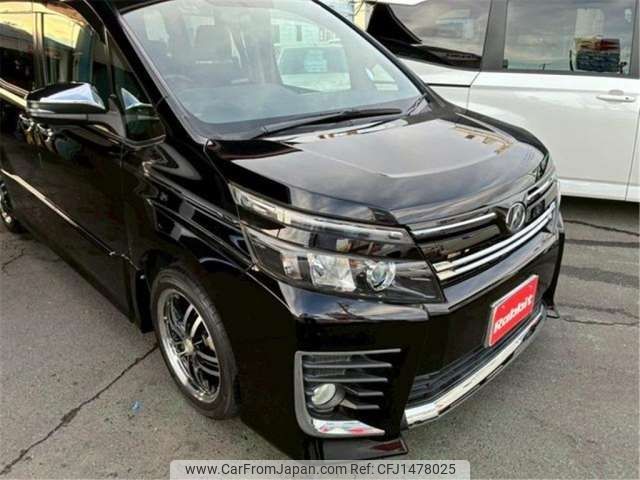 toyota voxy 2014 CFJ1478025 image 2
