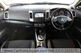 mitsubishi outlander 2010 504928-930204
