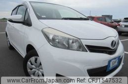 toyota vitz 2013 CFJ1547532