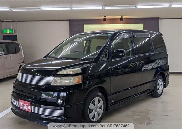 あ か り様のお専用ページです 2005 Toyota Voxy CBA-AZR60G 2WD - Car Price $1,500
