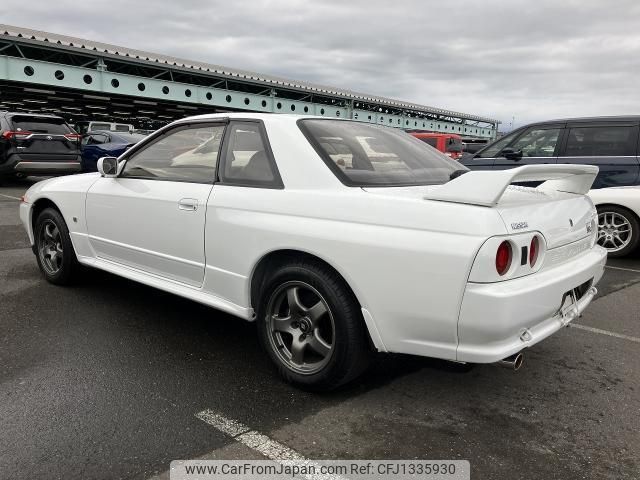 nissan skyline-gt-r 1993 quick_quick_E-BNR32_BNR32-305074 image 2