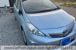 toyota prius-α 2014 CFJ1564115