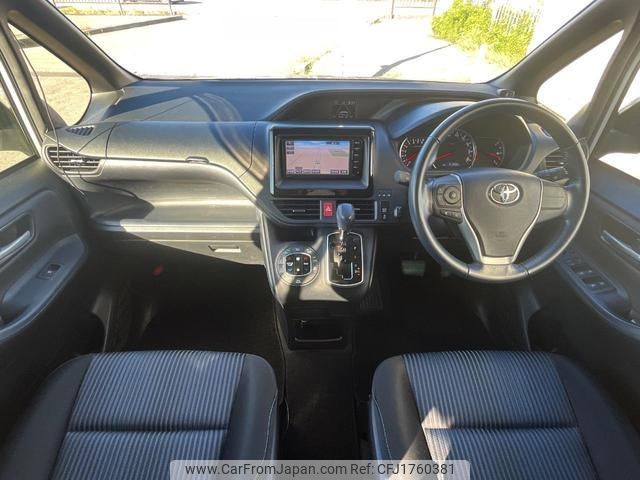 toyota noah 2016 CFJ1760381 image 2