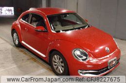 volkswagen-the-beetle-2012-4276-car_1aa2a5f4-270a-4a7e-9d6e-aa1746c39293