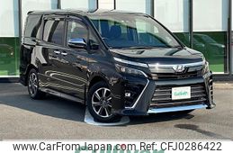 toyota voxy 2018 -TOYOTA--Voxy DBA-ZRR80W--ZRR80-0404098---TOYOTA--Voxy DBA-ZRR80W--ZRR80-0404098-