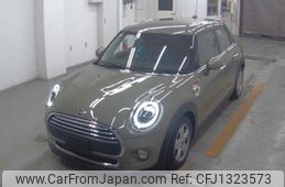 mini mini-others 2019 quick_quick_DBA-XU15M_WMWXU520102L31457