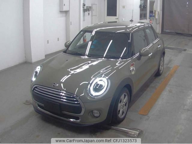 mini mini-others 2019 quick_quick_DBA-XU15M_WMWXU520102L31457 image 1