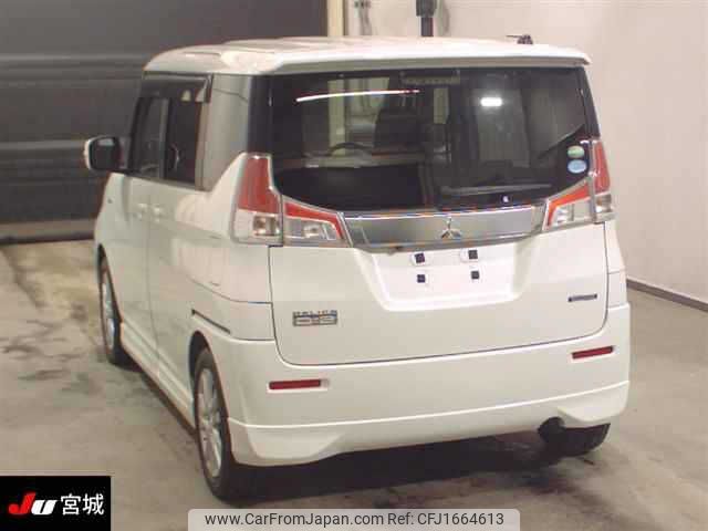 mitsubishi delica-d2 2016 CFJ1664613 image 2
