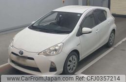 toyota aqua 2014 -TOYOTA--AQUA DAA-NHP10--NHP10-2323122---TOYOTA--AQUA DAA-NHP10--NHP10-2323122-