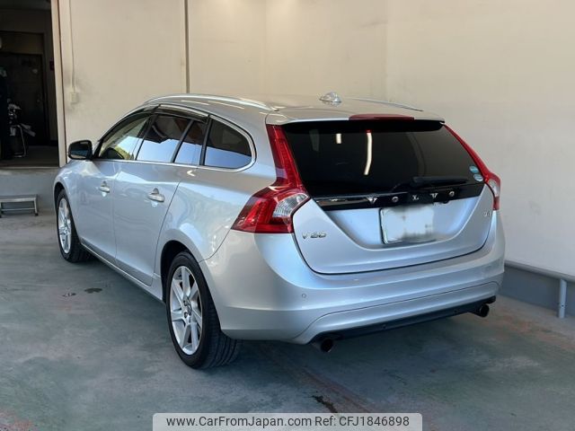 volvo v60 2014 CFJ1846898 image 2