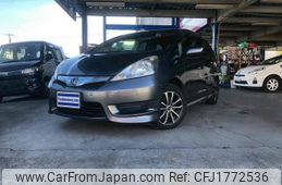 honda fit-shuttle-hybrid 2012 CFJ1772536
