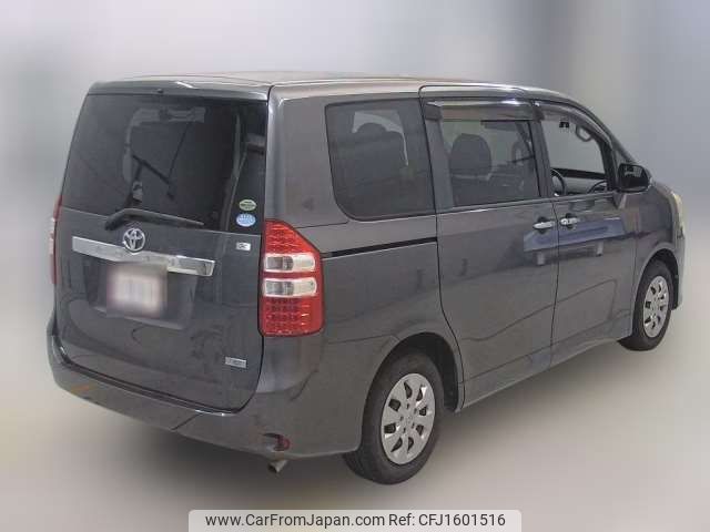 toyota noah 2011 CFJ1601516 image 2