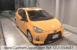 toyota aqua 2013 CFJ1554687