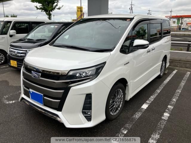 toyota noah 2018 CFJ1656876 image 2