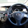 toyota isis 2010 CFJ1551612 image 3