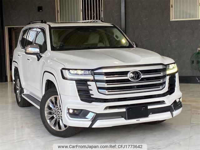 toyota land-cruiser 2022 CFJ1773642 image 1