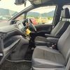 toyota noah 2018 CARSENSOR_JP_AU6398908500 image 17
