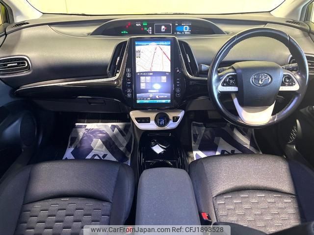 toyota prius-phv 2018 CFJ1893528 image 2