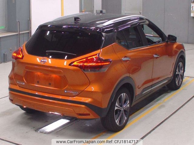 nissan kix 2022 CFJ1814717 image 2