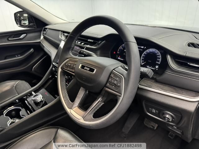 jeep grand-cherokee 2023 CFJ1882498 image 2