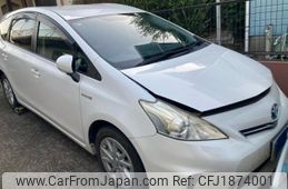 toyota prius-α 2013 CFJ1874001