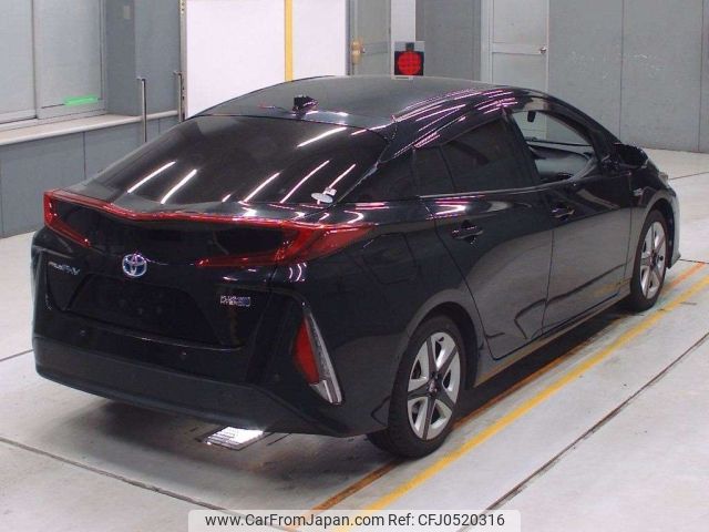 toyota prius-phv 2017 -TOYOTA--Prius PHV ZVW52-3053550---TOYOTA--Prius PHV ZVW52-3053550- image 2