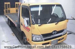 hino dutro 2014 CFJ1758623