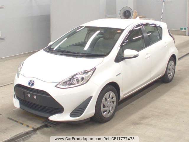 toyota aqua 2018 CFJ1777478 image 1