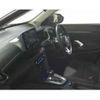 toyota yaris-cross 2021 quick_quick_5BA-MXPB15_3003345 image 3