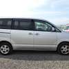 toyota noah 2005 AZR60-0418272 image 16