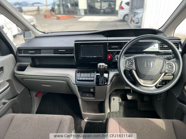 honda stepwagon 2021 CFJ1831140 image 2