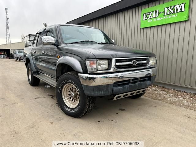 toyota hilux-sports-pick-up 2000 GOO_NET_EXCHANGE_0303432A30240416W006 image 1