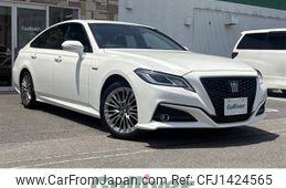 toyota crown 2018 CFJ1424565