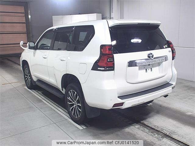 toyota land-cruiser-prado 2018 -TOYOTA--Land Cruiser Prado GDJ150W-0032609---TOYOTA--Land Cruiser Prado GDJ150W-0032609- image 2