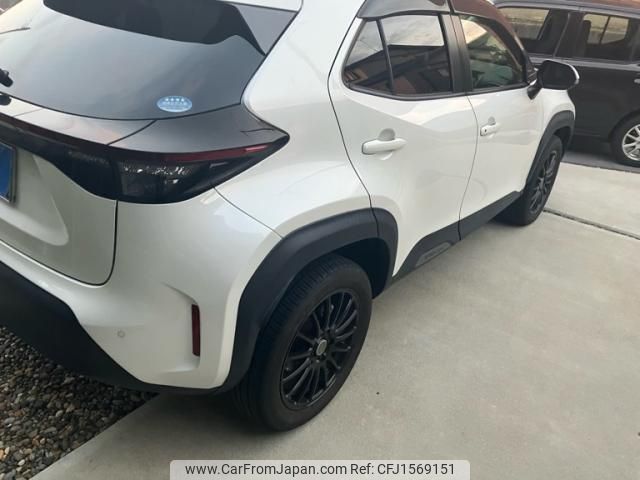 toyota yaris-cross 2021 CFJ1569151 image 2