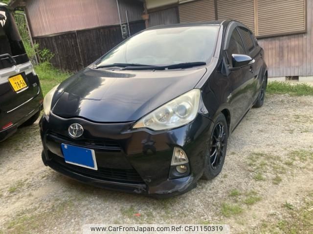 toyota aqua 2013 -TOYOTA--AQUA DAA-NHP10--NHP10-2215433---TOYOTA--AQUA DAA-NHP10--NHP10-2215433- image 1