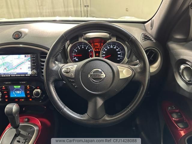 nissan juke 2010 quick_quick_NF15_NF15-008773 image 2