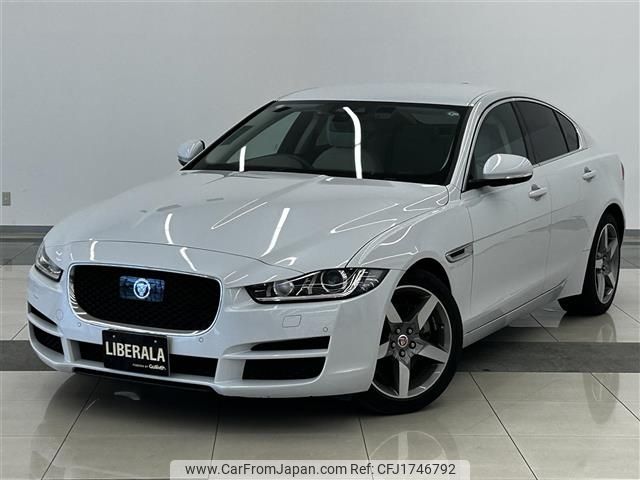 jaguar xe 2019 CFJ1746792 image 1