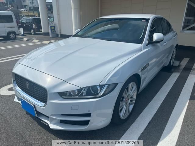 jaguar xe 2016 CFJ1509265 image 1