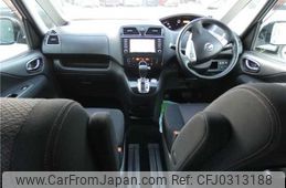 nissan serena 2011 TE1211