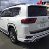 toyota land-cruiser-wagon 2023 CFJ1657089 image 2