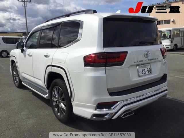 toyota land-cruiser-wagon 2023 CFJ1657089 image 2