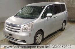 toyota noah 2009 -TOYOTA--Noah ZRR70G-0241962---TOYOTA--Noah ZRR70G-0241962-