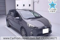 toyota aqua 2013 -TOYOTA 【一宮 500ﾁ6763】--AQUA NHP10-6200861---TOYOTA 【一宮 500ﾁ6763】--AQUA NHP10-6200861-