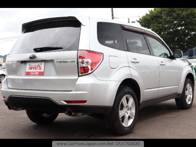 subaru forester 2011 CFJ1703639 image 2